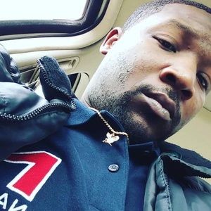 Meet your Posher, Deandre